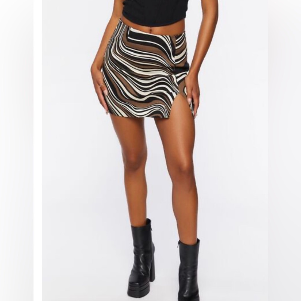 Abstract Print Mini Skirt